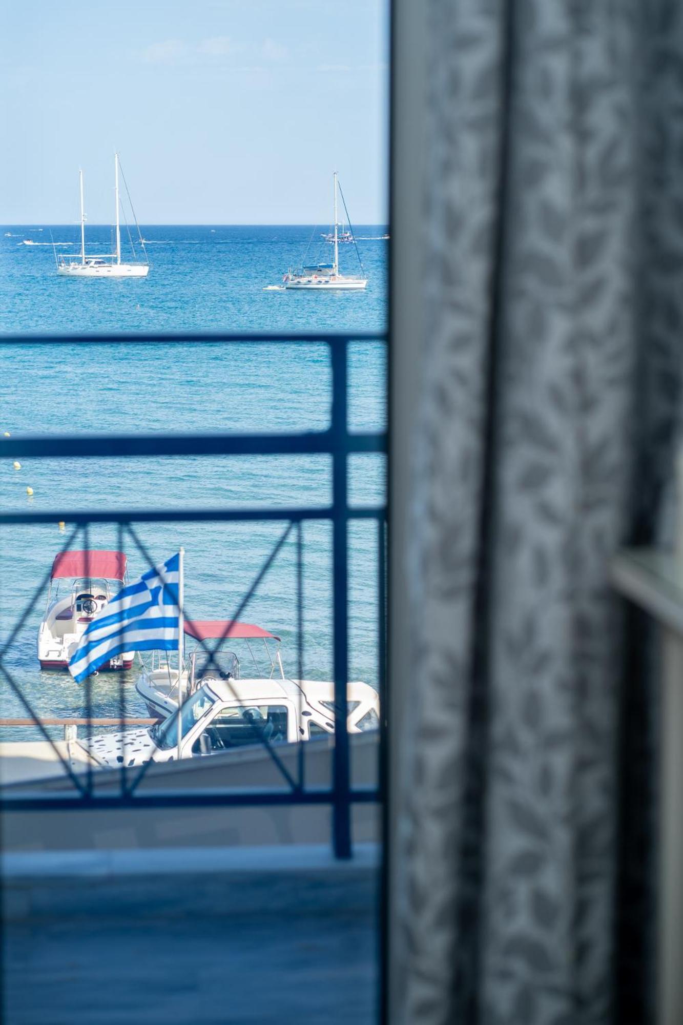 Διαμερίσματα Γιώργος Λιθακιά Δωμάτιο φωτογραφία
